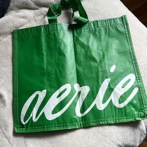 Aerie shopper